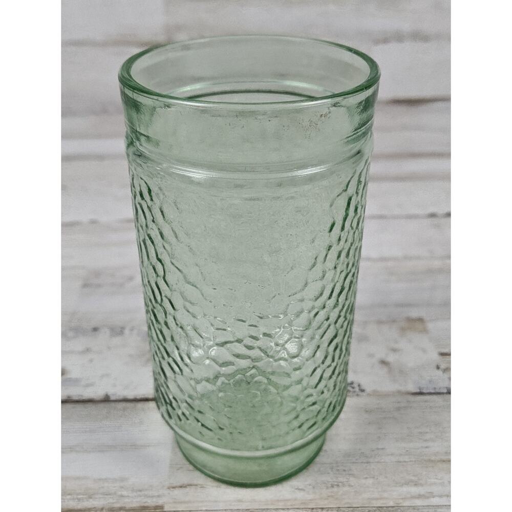Vintage 1970s CHATEAU By LIBBEY Glass 16oz 6" Iced Tea Tumbler Green Tint